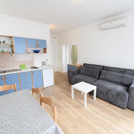 מאקרסקה Cozy Beach Apartments מראה חיצוני תמונה