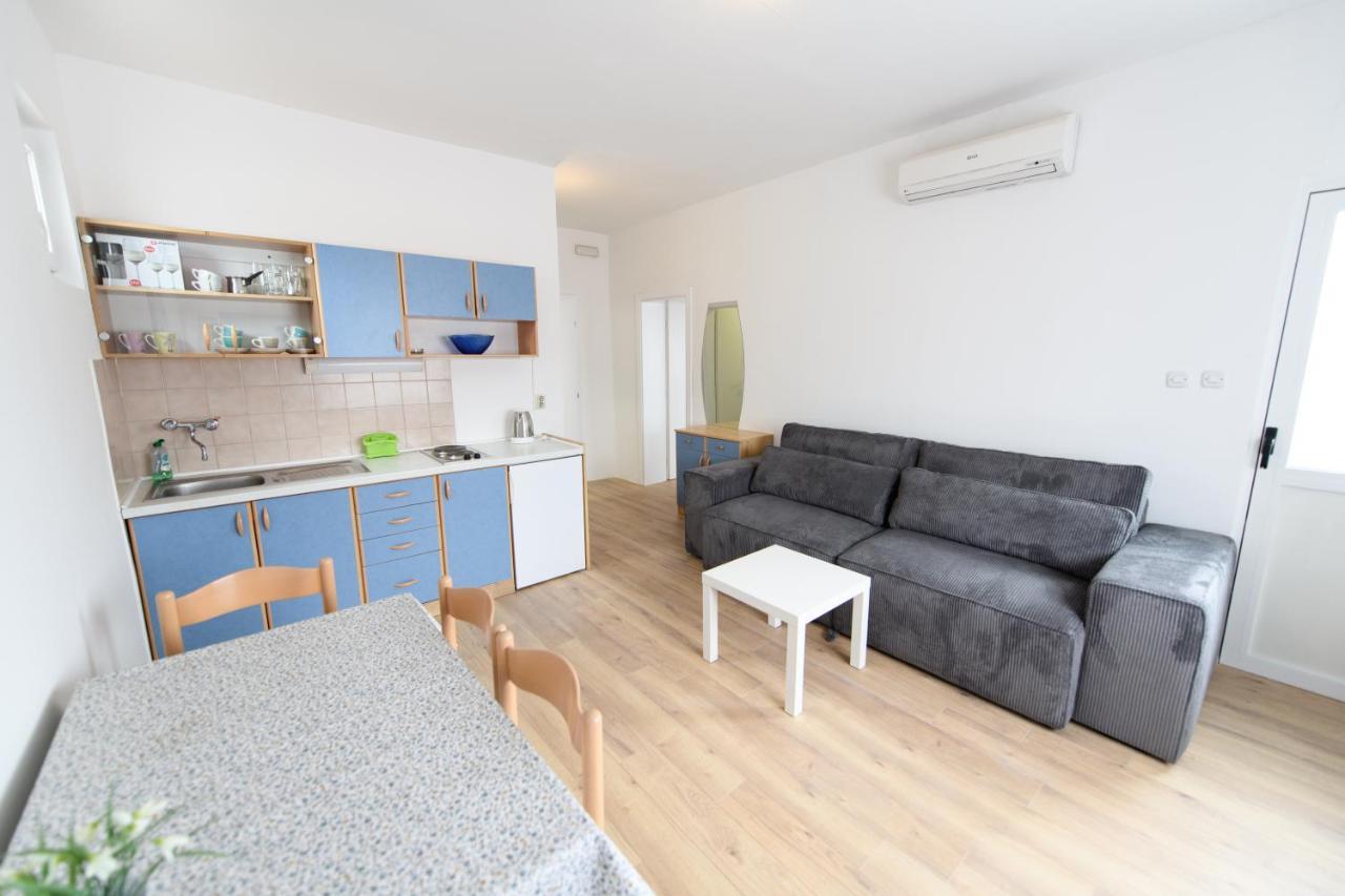 מאקרסקה Cozy Beach Apartments מראה חיצוני תמונה